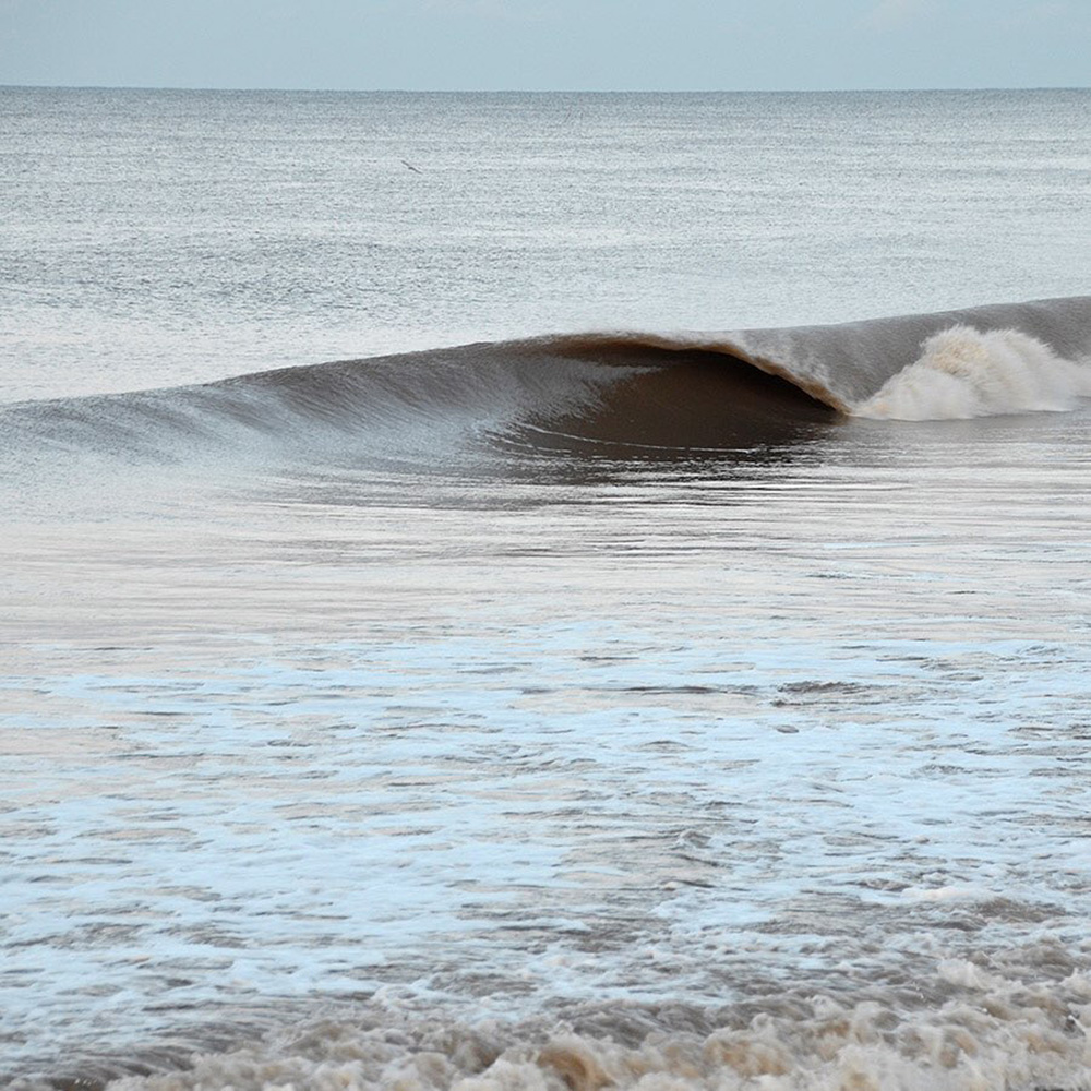 Norfolk coldwater glassy surf